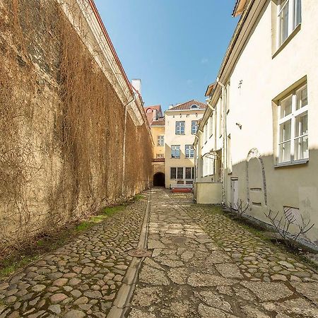 The End Of Alley Tallinn Exterior photo